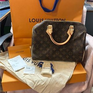 AUTHENTIC LOUIS VUITTON SPEEDY B 30